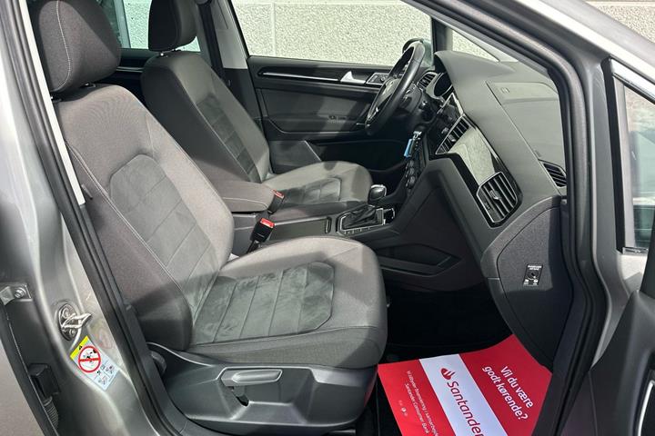undefined VW Golf Sportsvan fra 2019