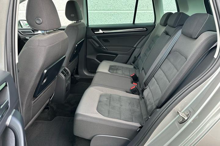 undefined VW Golf Sportsvan fra 2019