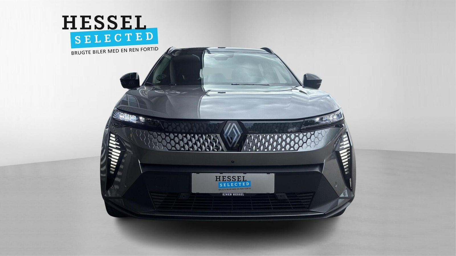 Grå Renault Scenic E-Tech fra 2024