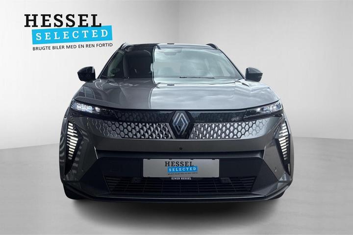 Grå Renault Scenic E-Tech fra 2024