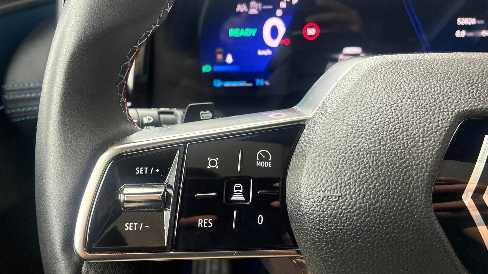 Grå Renault Scenic E-Tech fra 2024