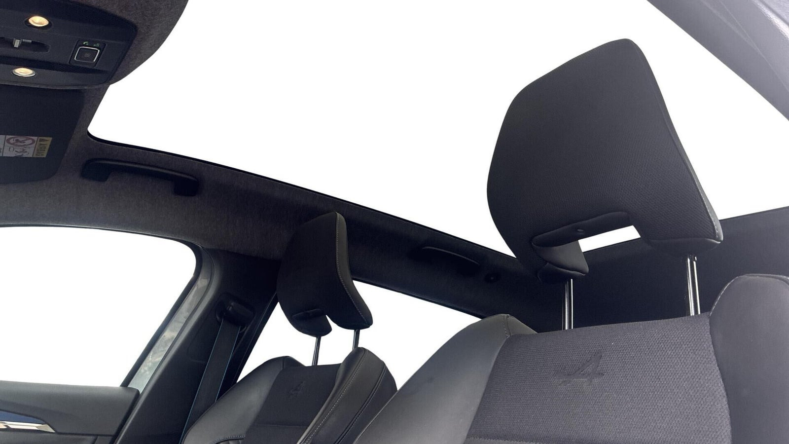 Grå Renault Scenic E-Tech fra 2024