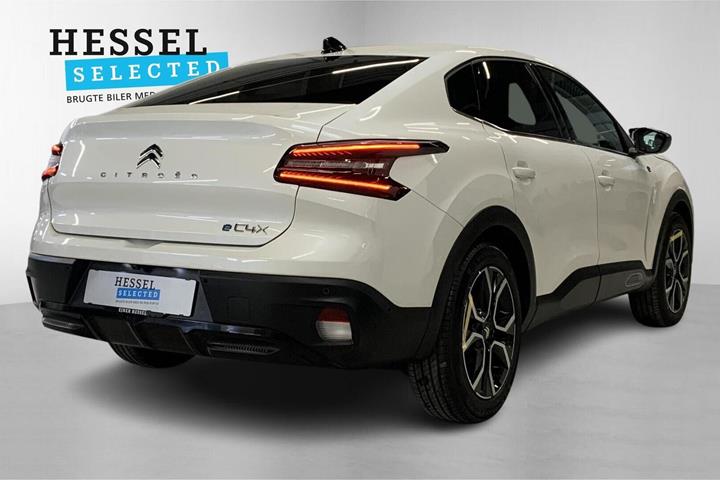 Hvid Citroën ë-C4 X fra 2024