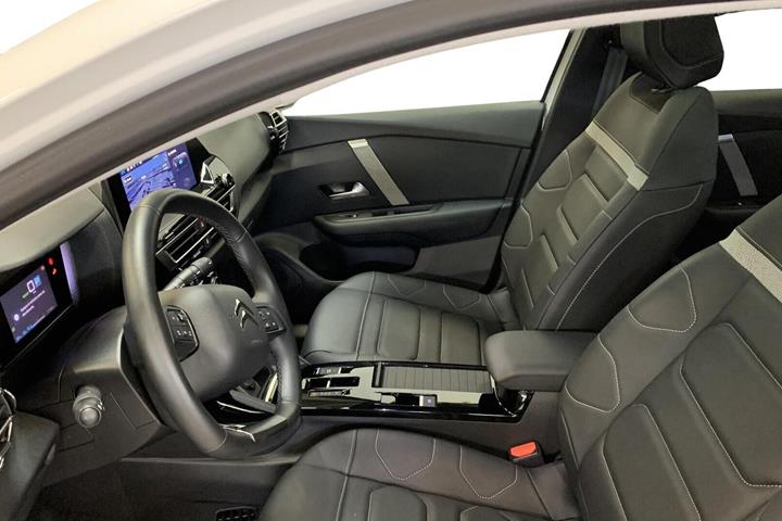 Hvid Citroën ë-C4 X fra 2024