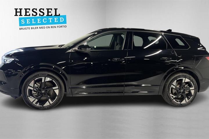Sort Opel Grandland-e fra 2025