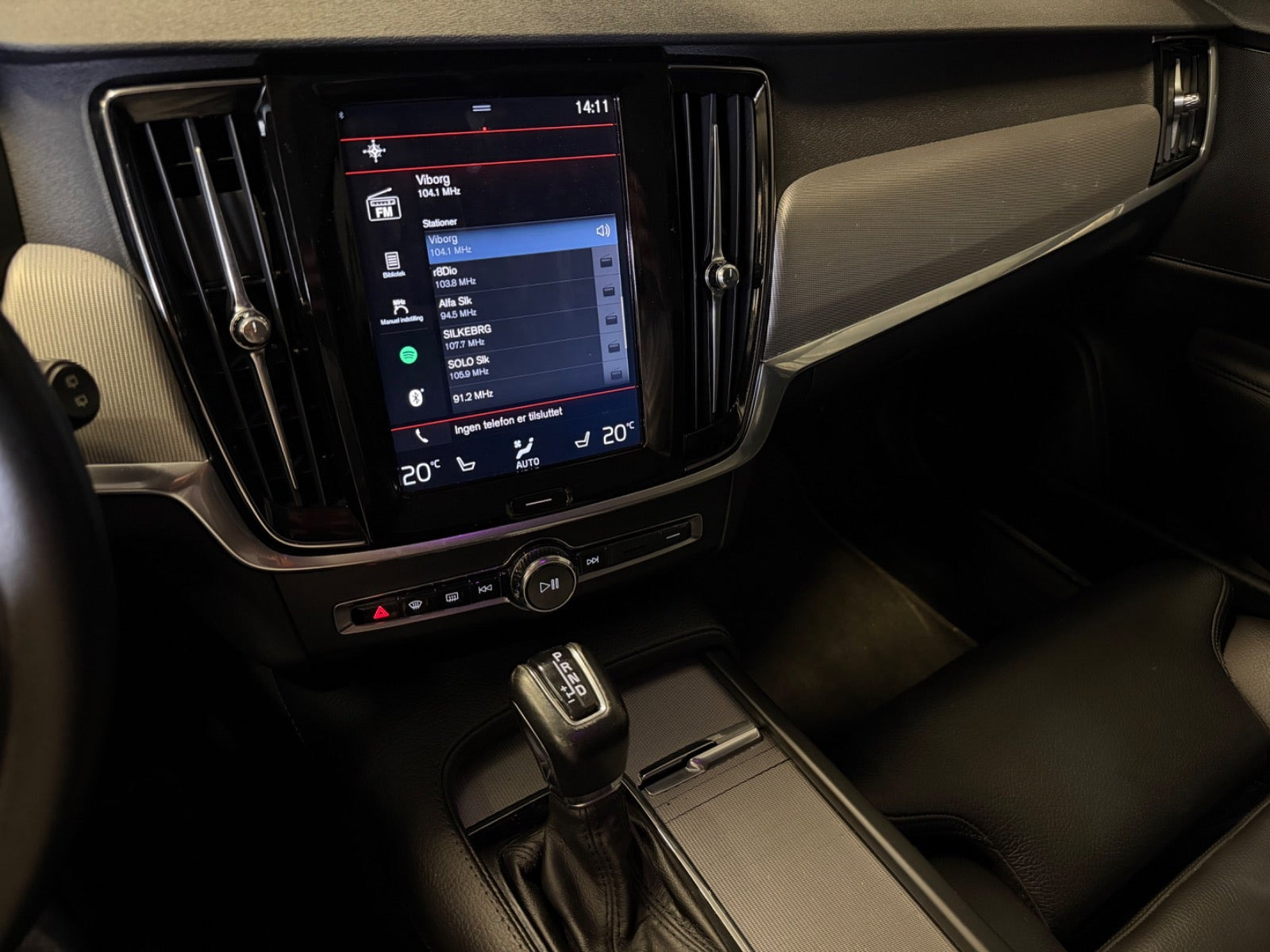 Sort Volvo V90 fra 2017
