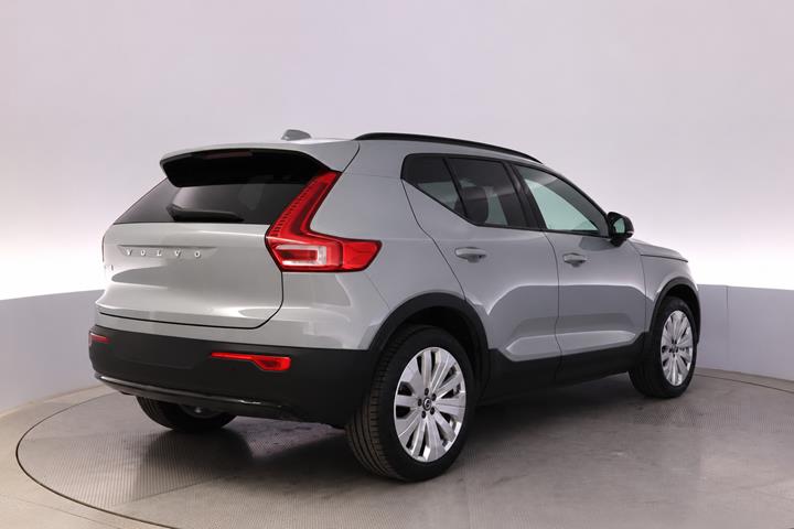 Grå Volvo EX40 fra 2025