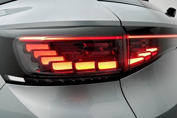 Sølv VW ID.4 fra 2025