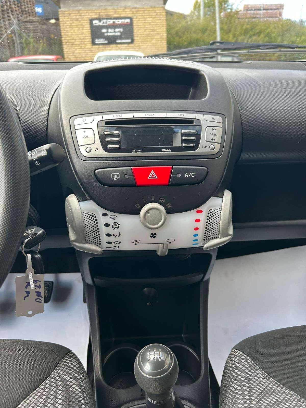 Bronze Toyota Aygo fra 2012