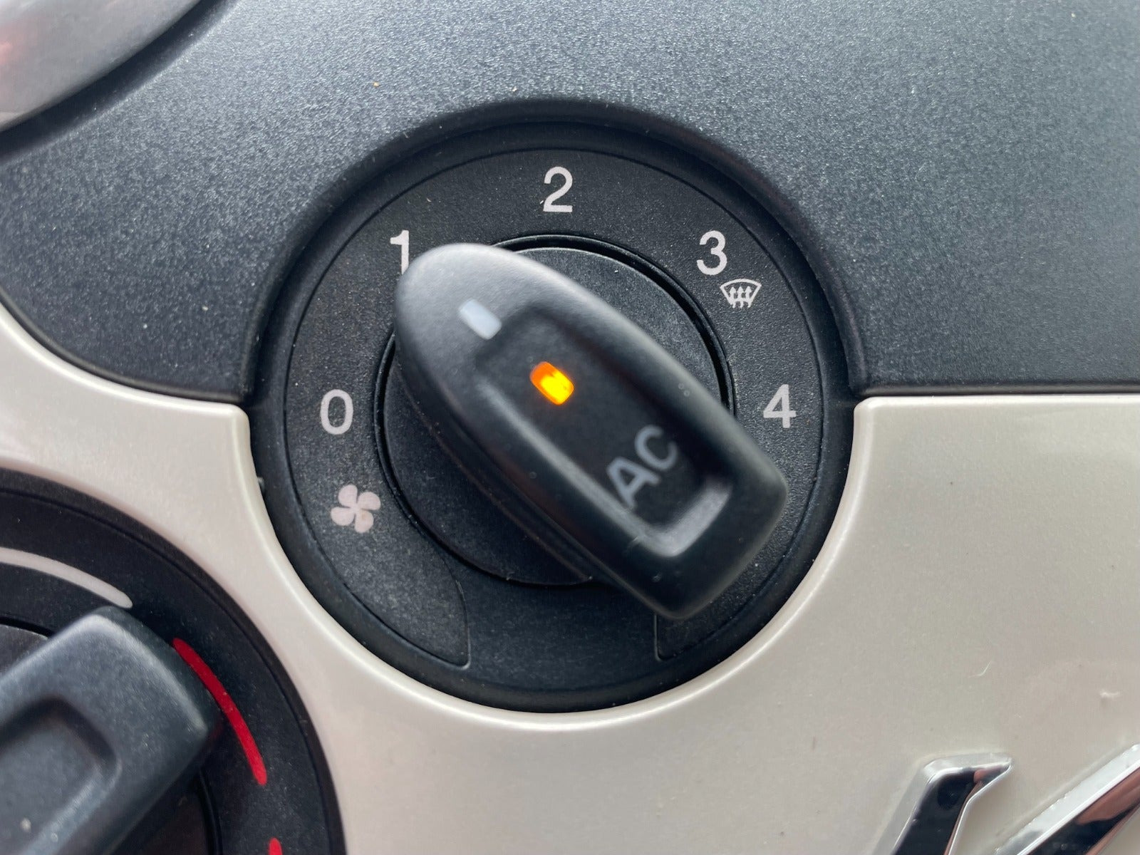 Hvid Ford Ka fra 2013
