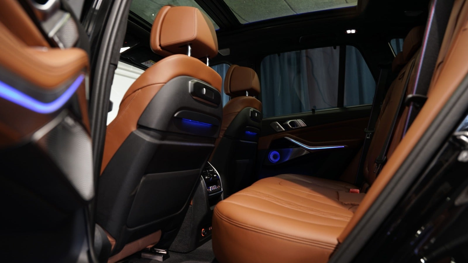 Sort BMW X5 fra 2024