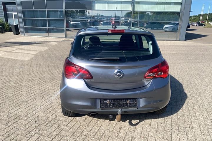 Grå Opel Corsa fra 2017