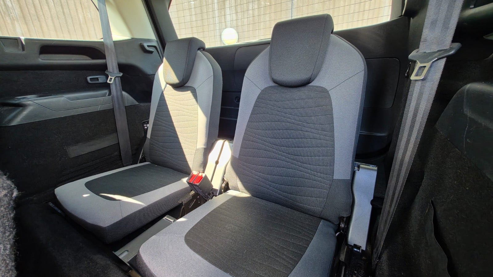 Sort Citroën Grand C4 Picasso fra 2016