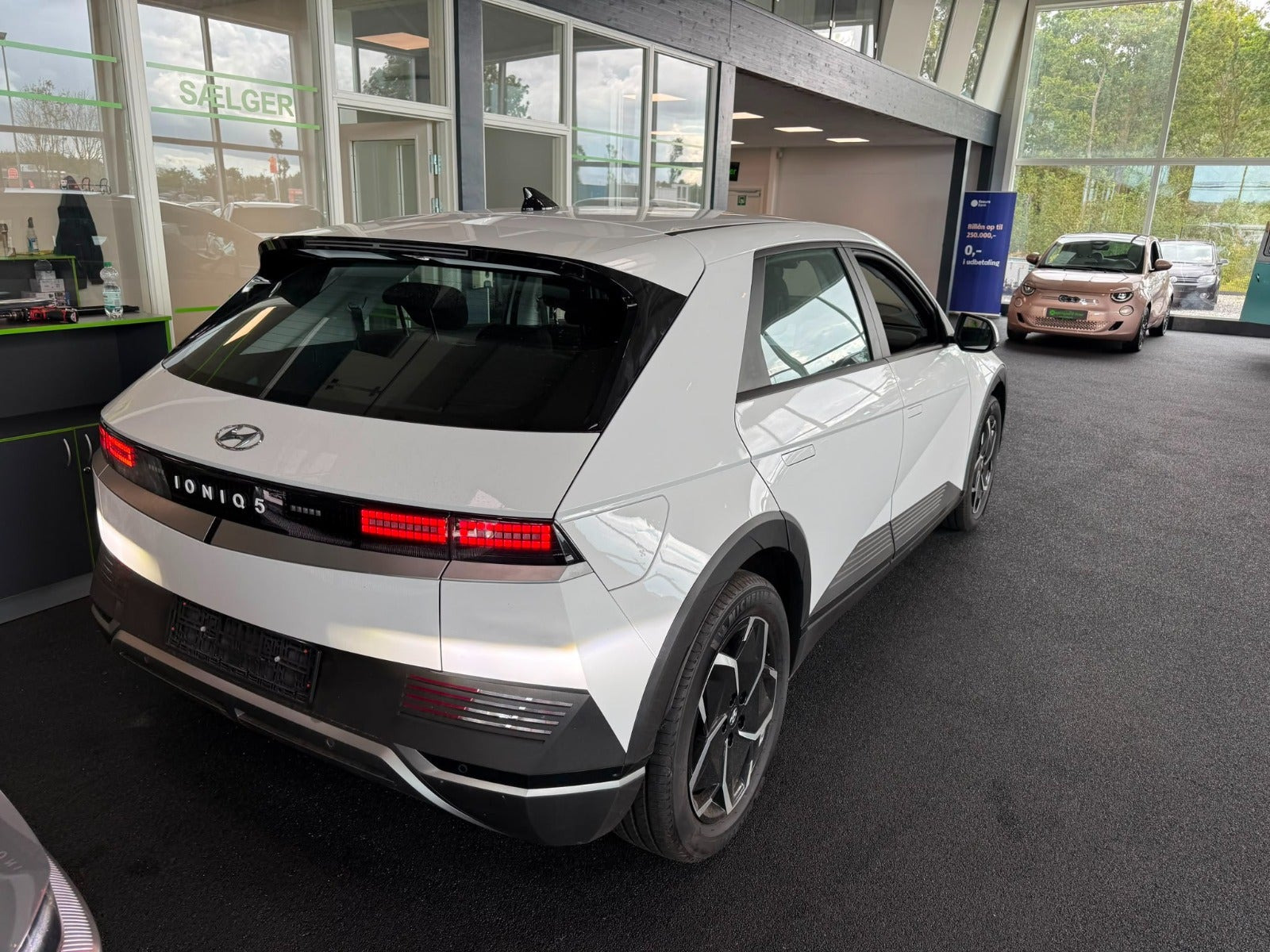 Hvid Hyundai Ioniq 5 fra 2021