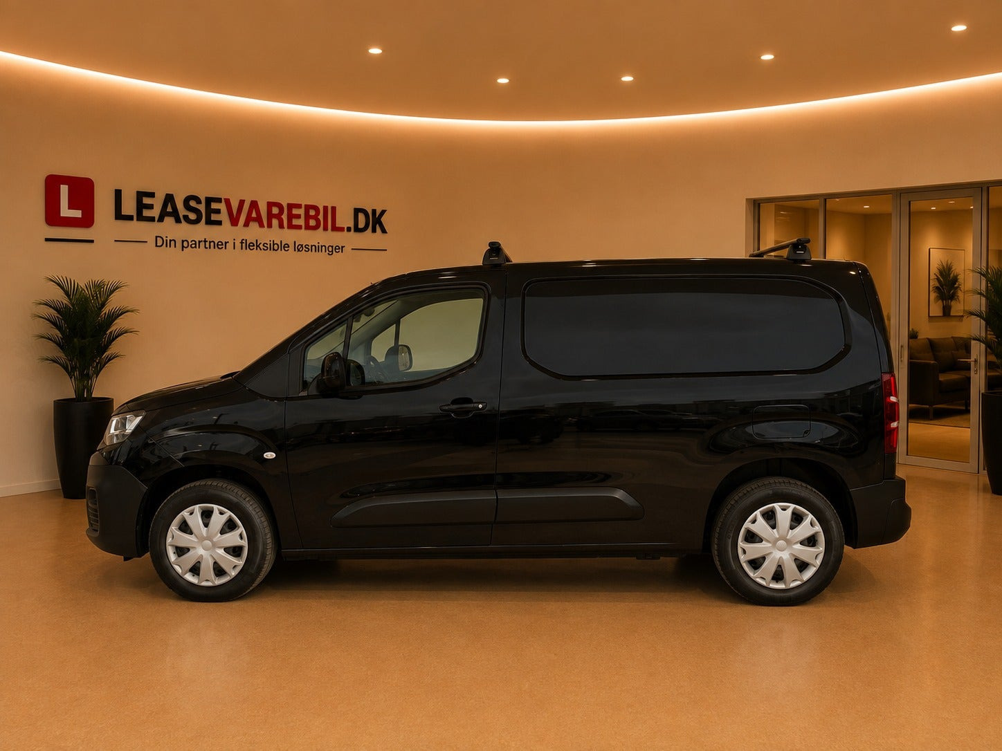 Sort Citroën Berlingo fra 2019
