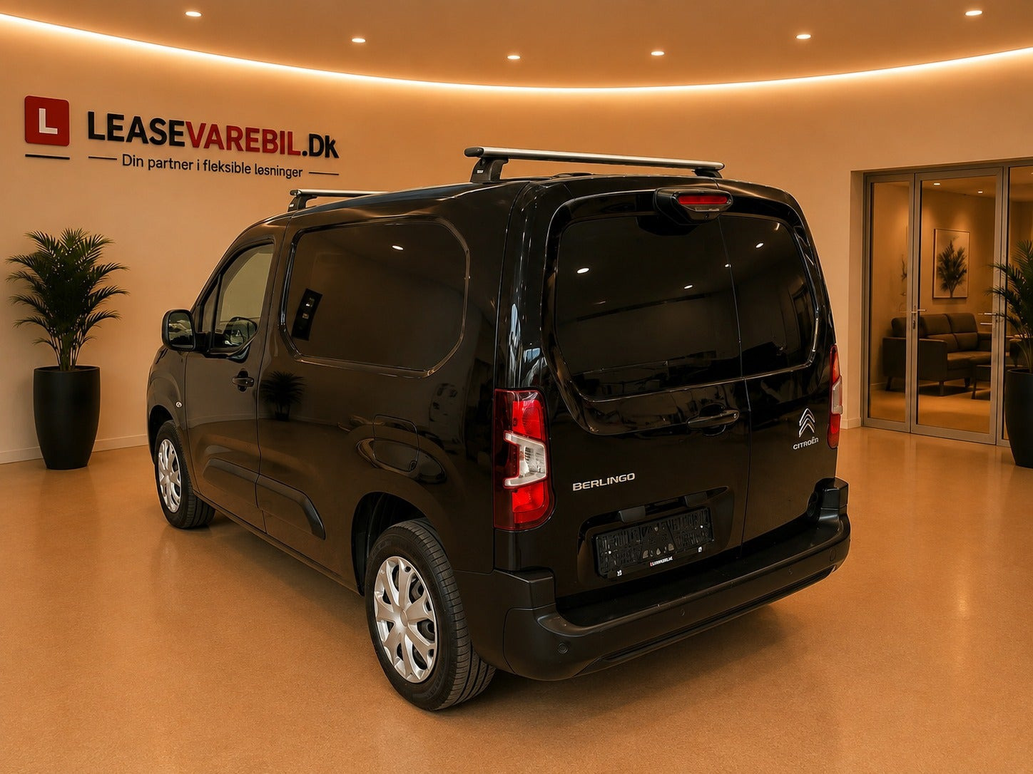 Sort Citroën Berlingo fra 2019