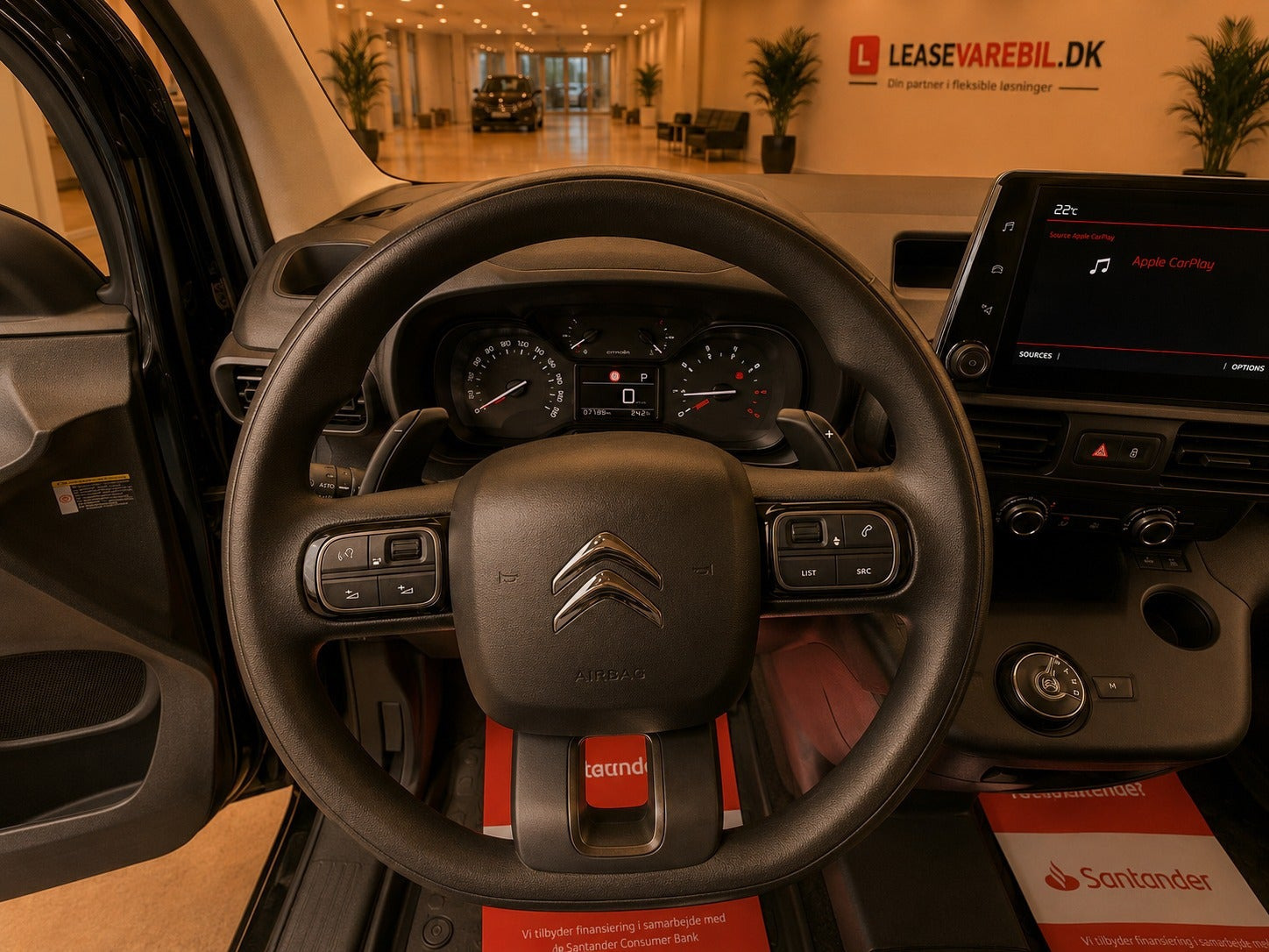 Sort Citroën Berlingo fra 2019