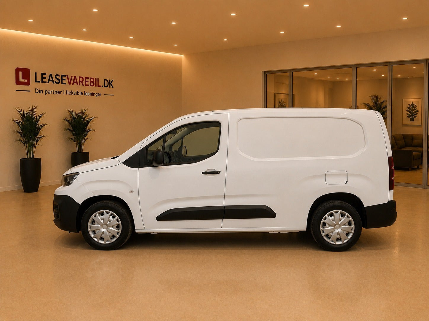 Hvid Peugeot Partner fra 2019