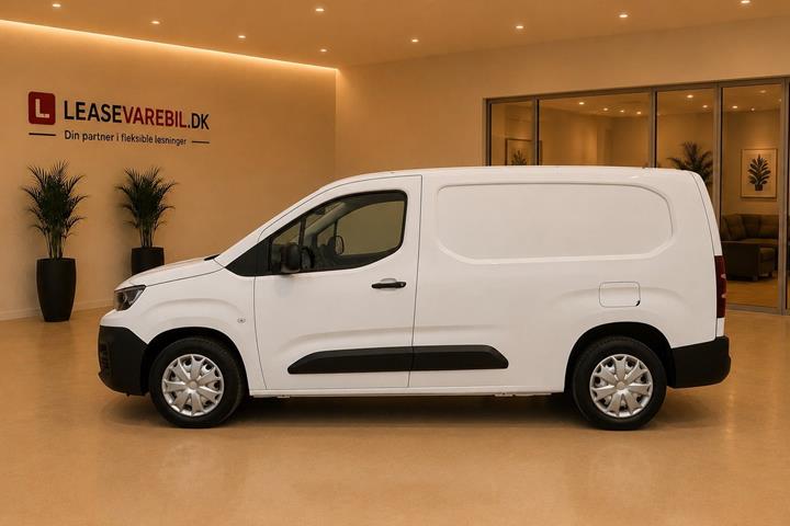 Hvid Peugeot Partner fra 2019