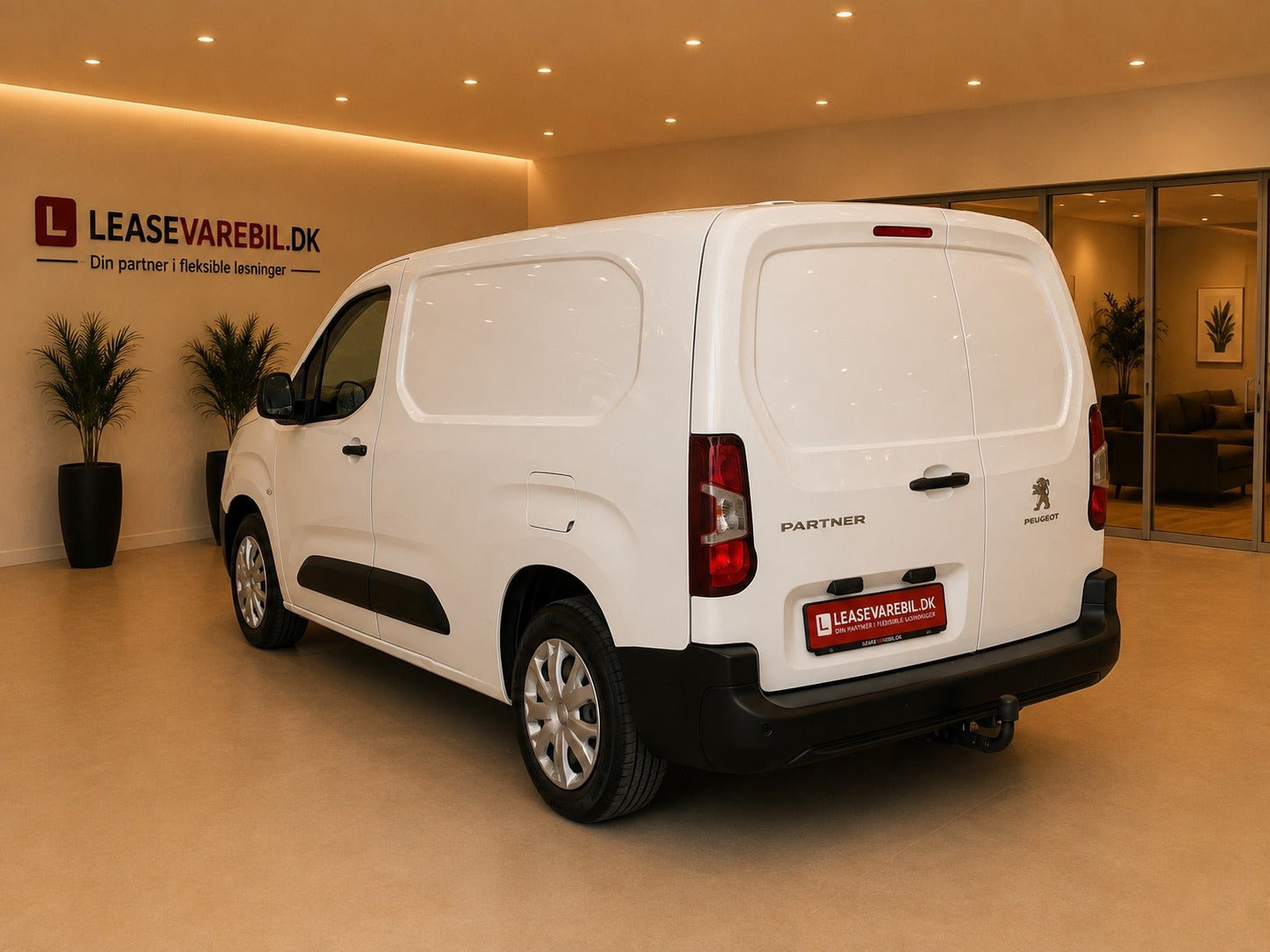 Hvid Peugeot Partner fra 2019
