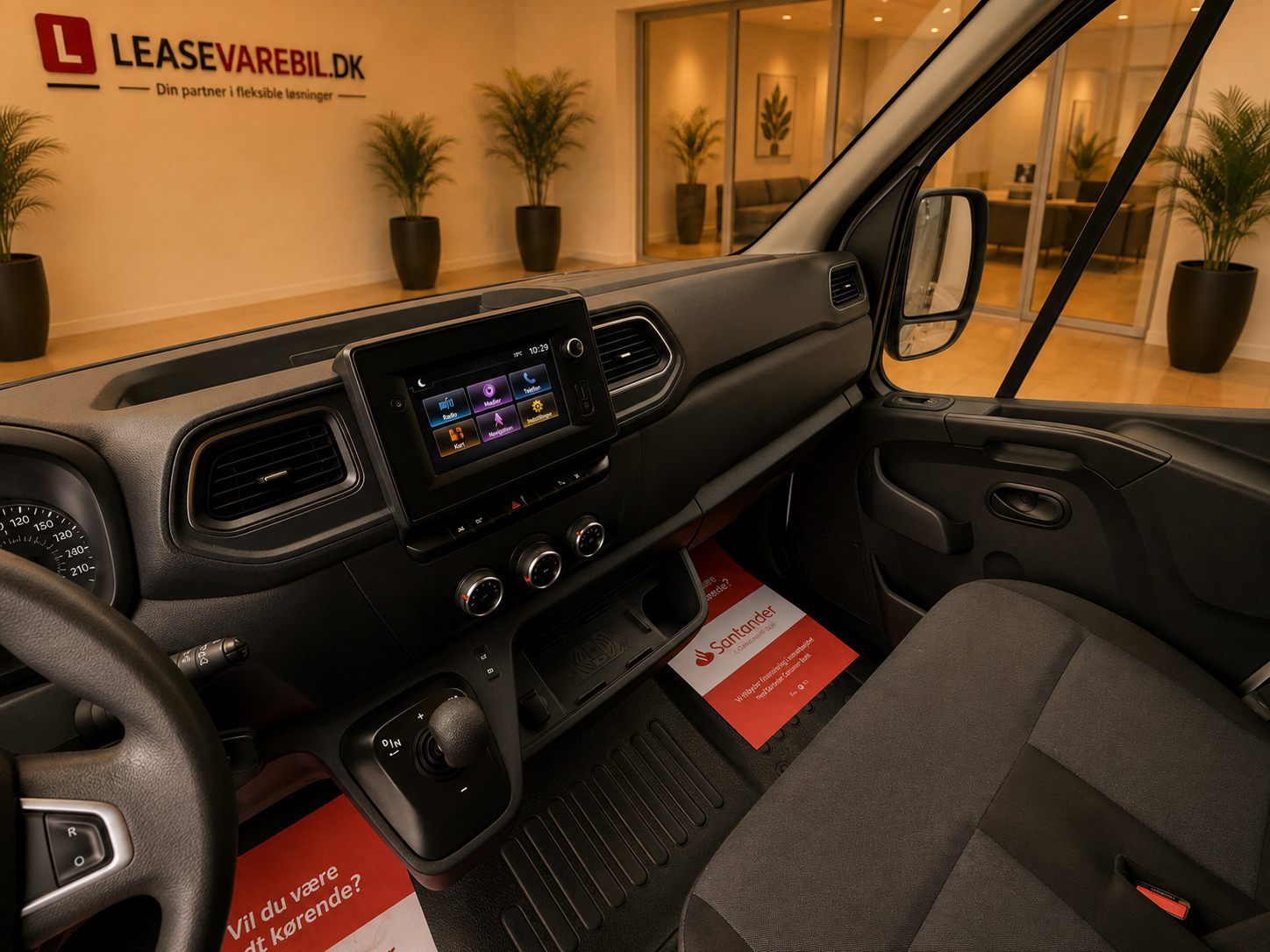 Hvid Renault Master IV T35 fra 2020