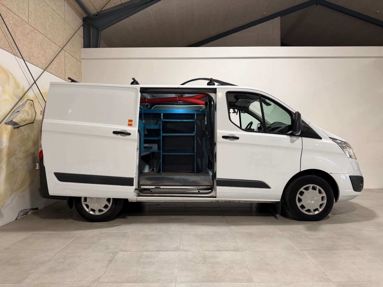 Hvid Ford Transit Custom 270 L1 fra 2015