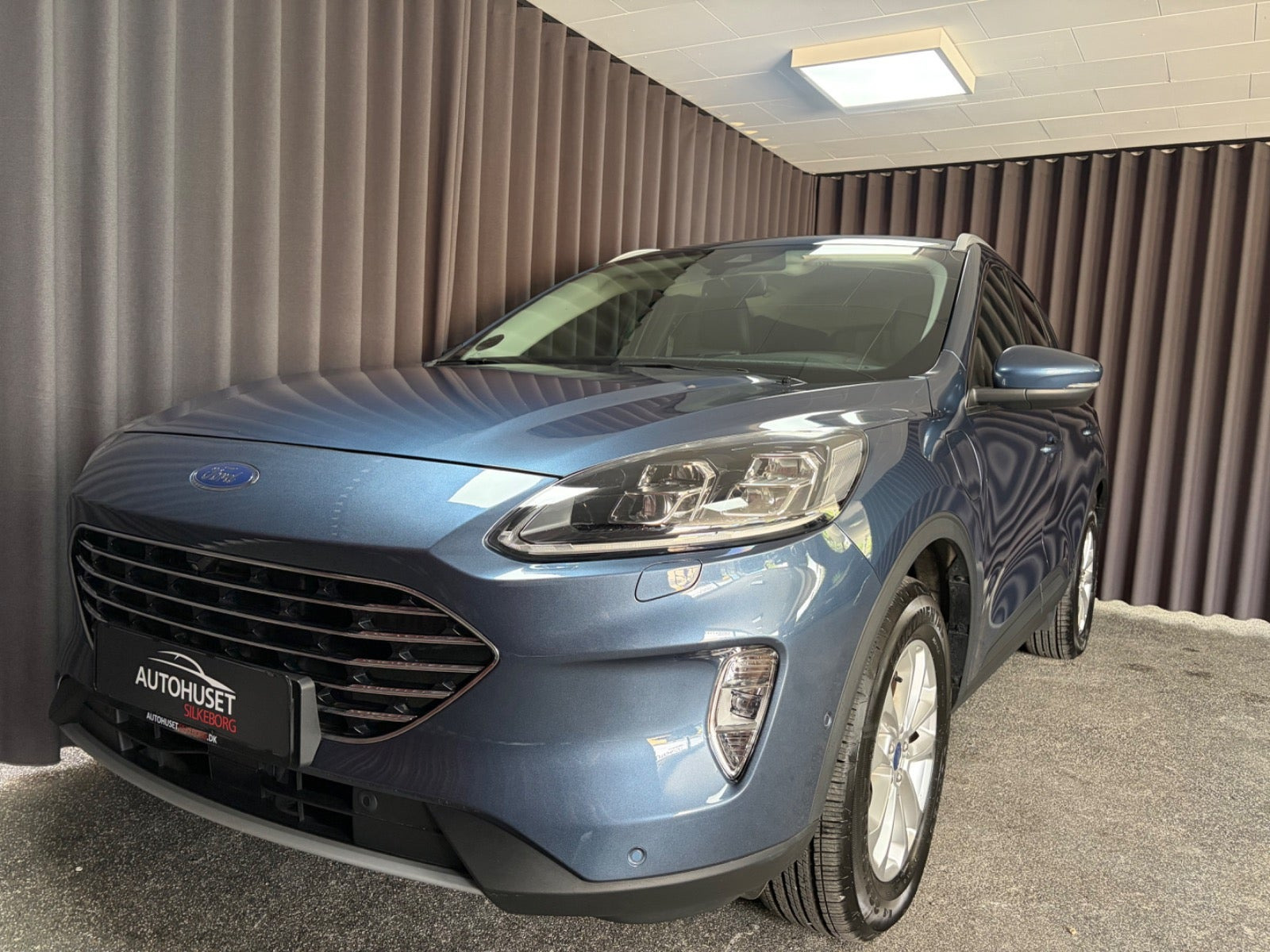 Ford Kuga 2,5 PHEV Titanium X CVT