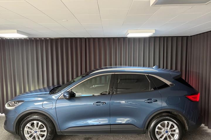 undefined Ford Kuga fra 2022