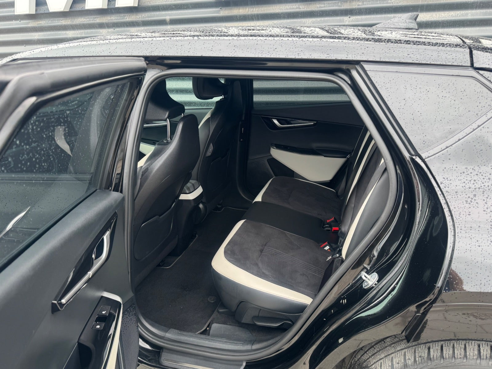 Sort Kia EV6 fra 2023
