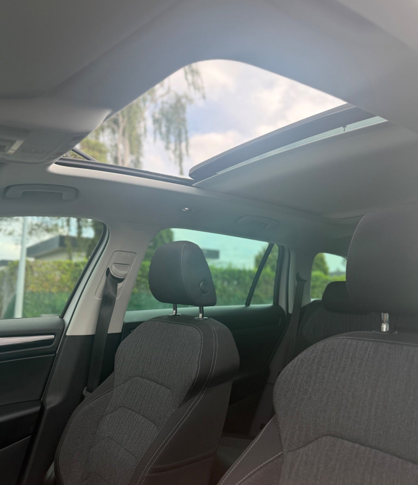 Hvid Skoda Kodiaq fra 2019