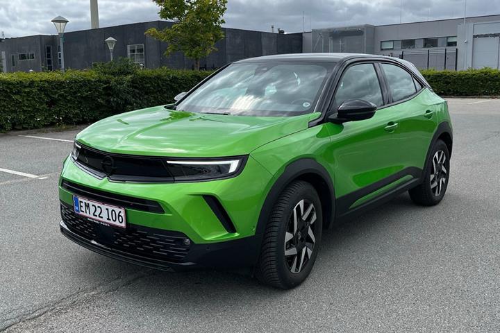 Grøn Opel Mokka-e fra 2023