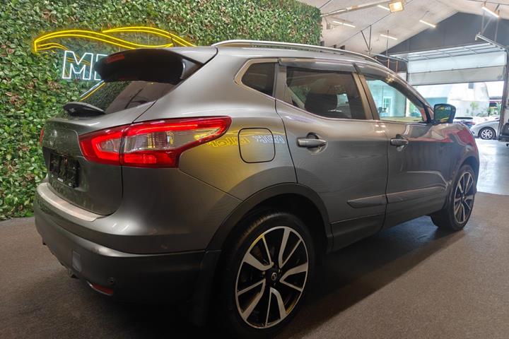 undefined Nissan Qashqai fra 2017