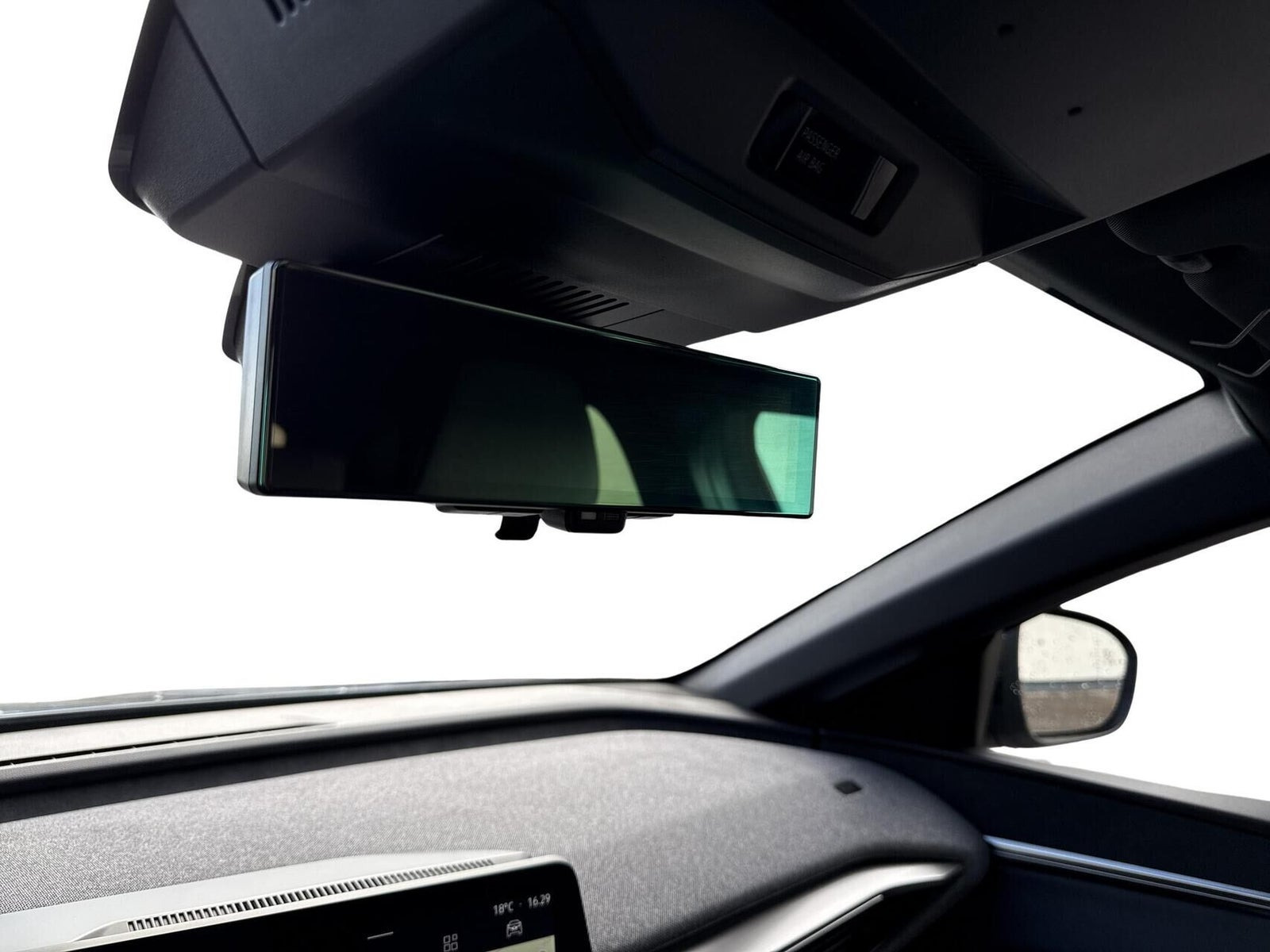 Grå Renault Megane E-Tech fra 2022