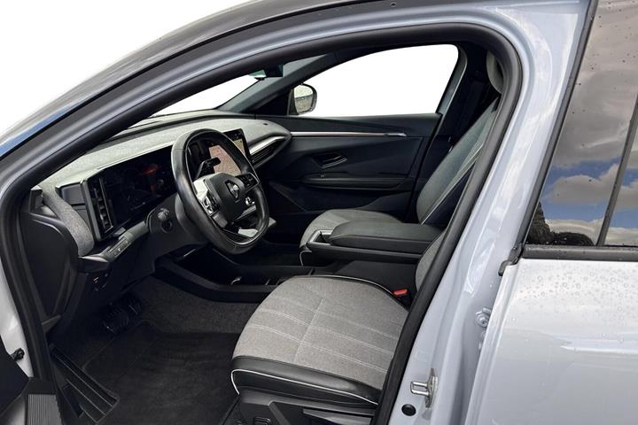 Grå Renault Megane E-Tech fra 2022