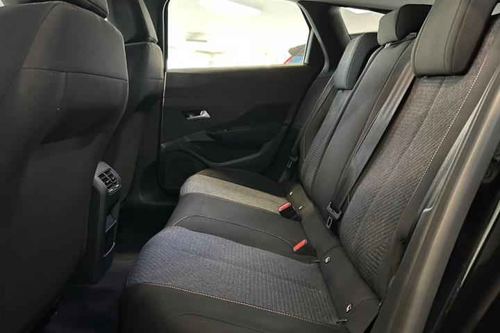 Sort Peugeot E-308 fra 2025