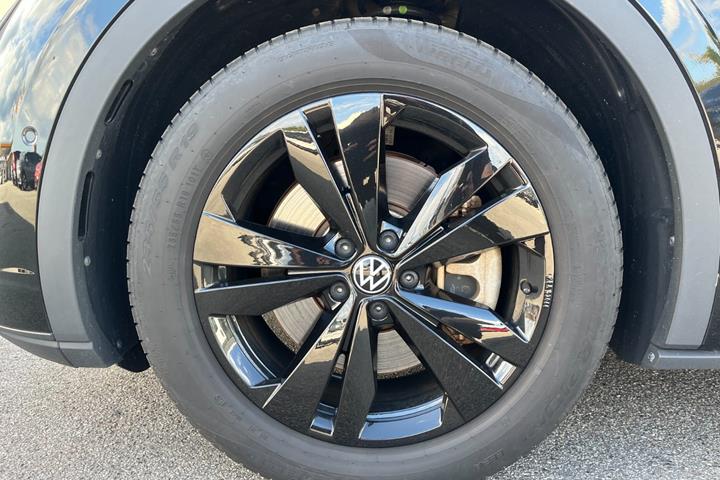 Sort VW ID.5 fra 2025