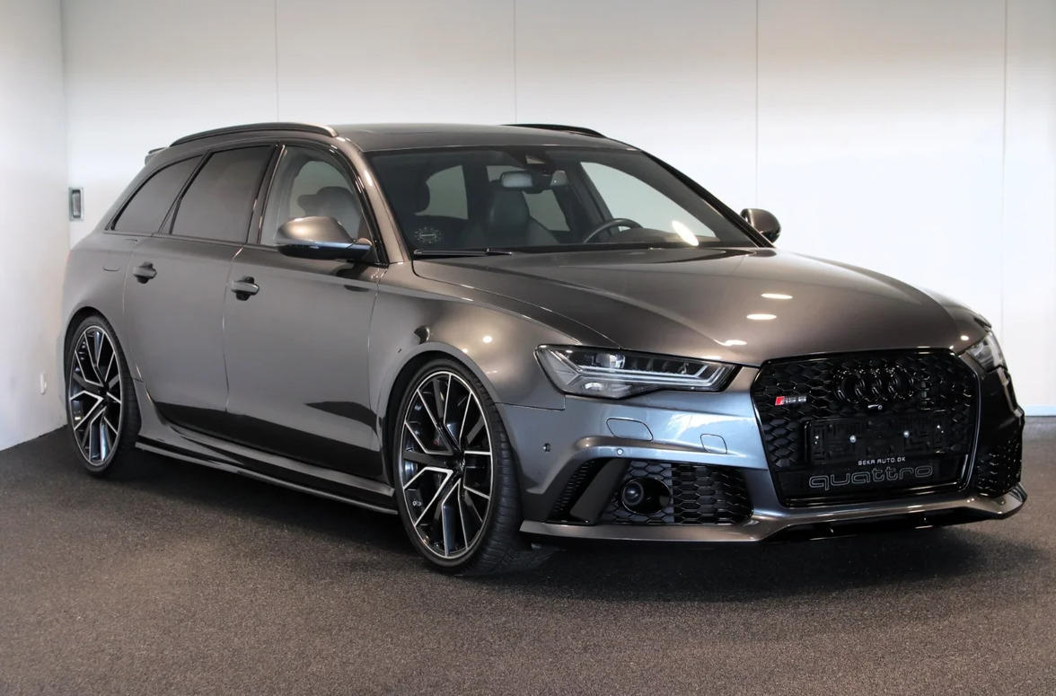 Grå Audi RS6 fra 2018