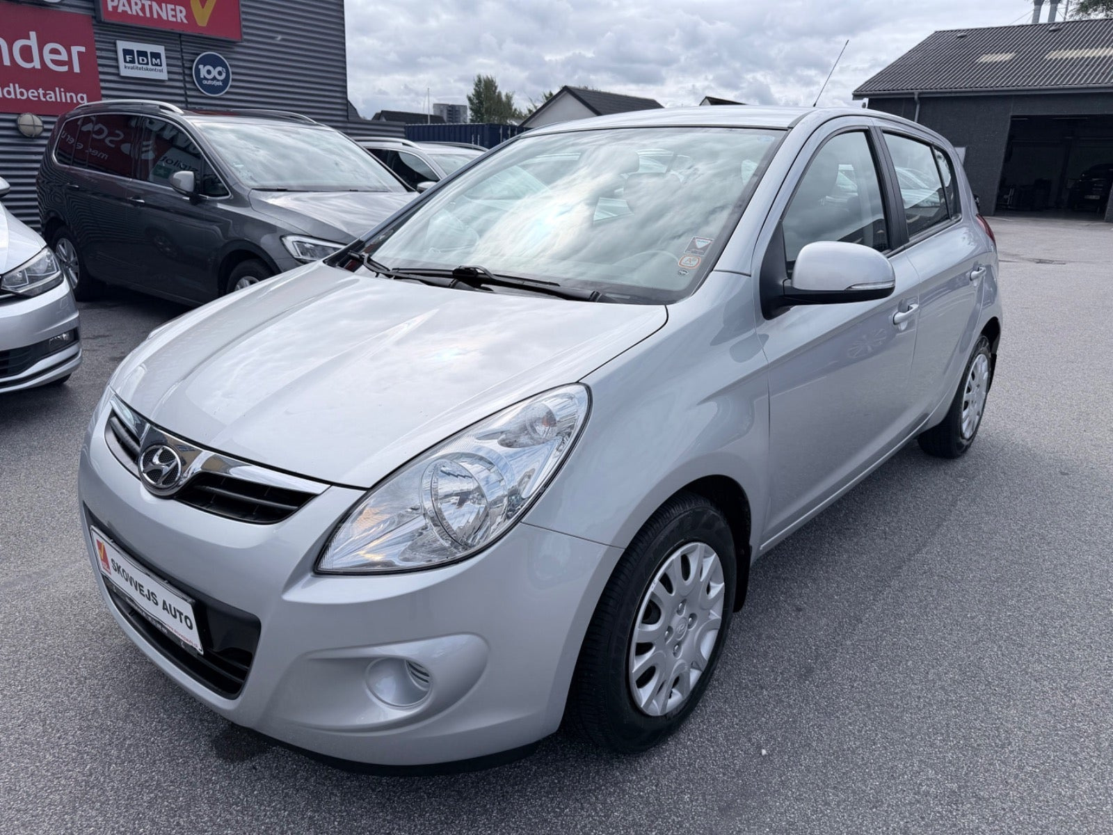 Sølv Hyundai i20 fra 2011
