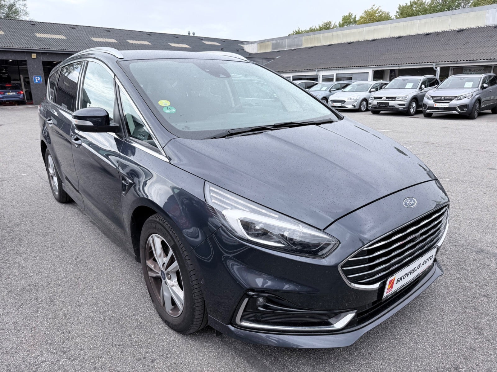 Blå Ford S-MAX fra 2020