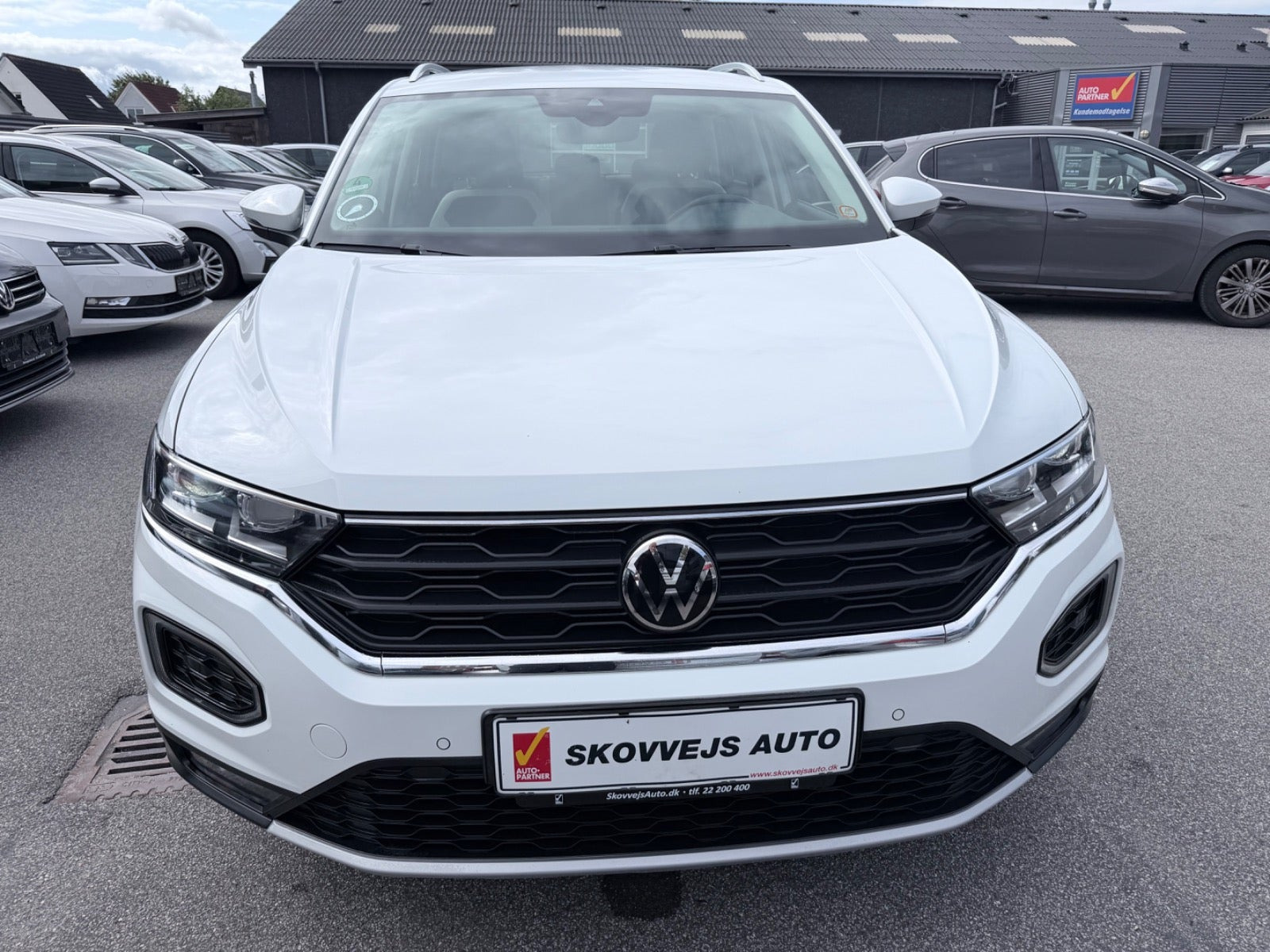 Hvid VW T-Roc fra 2022