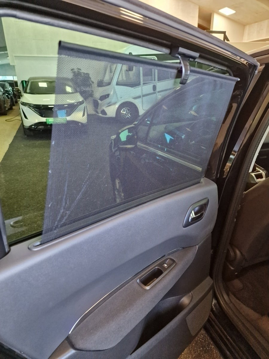 Sort Peugeot 5008 fra 2016