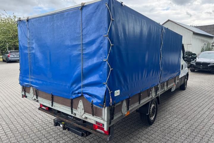 undefined Iveco Daily fra 2022
