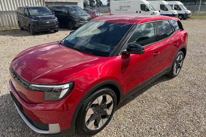 Rød Ford Explorer fra 2025