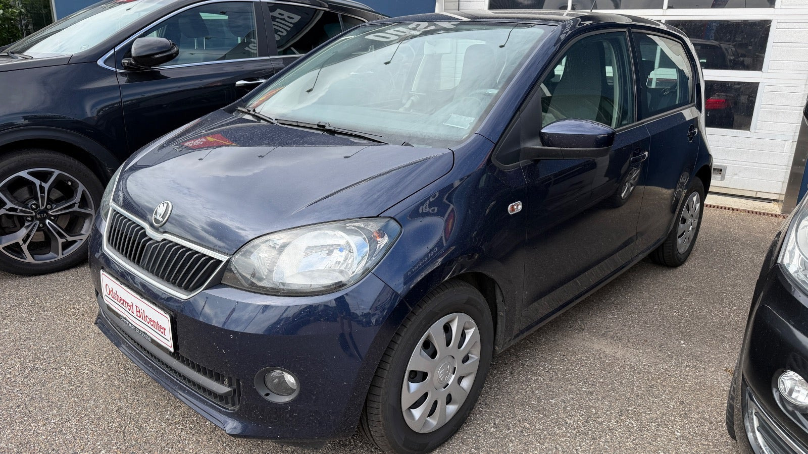 Blå Skoda Citigo fra 2013
