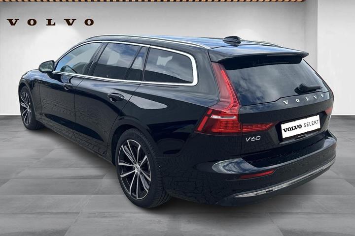 Sort Volvo V60 fra 2022