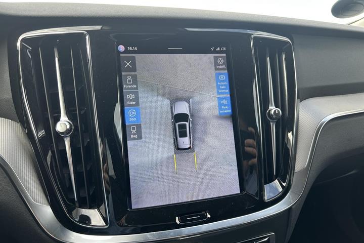 Sort Volvo V60 fra 2022
