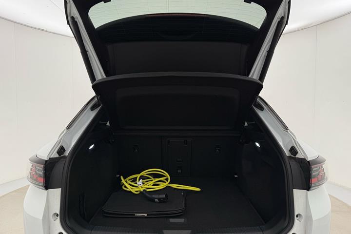 Hvid VW ID.4 fra 2023