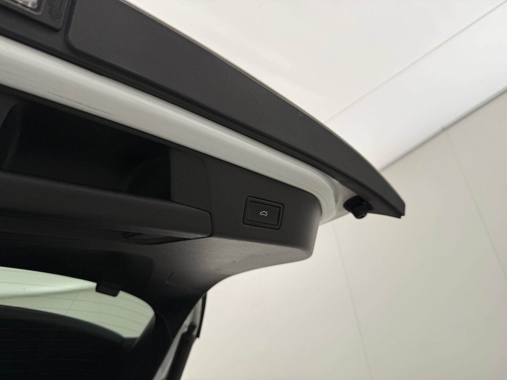 Hvid VW ID.4 fra 2023