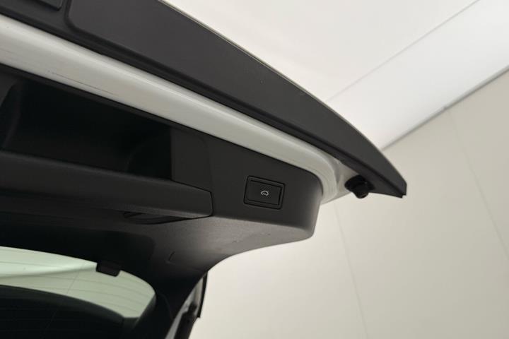 Hvid VW ID.4 fra 2023