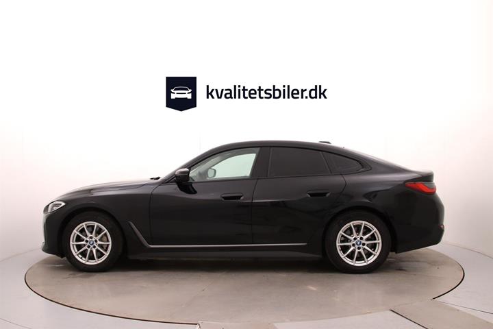 Sort BMW i4 fra 2023